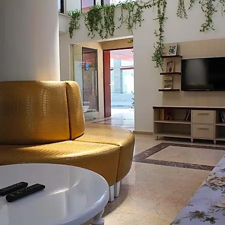 Bronze Hotell *